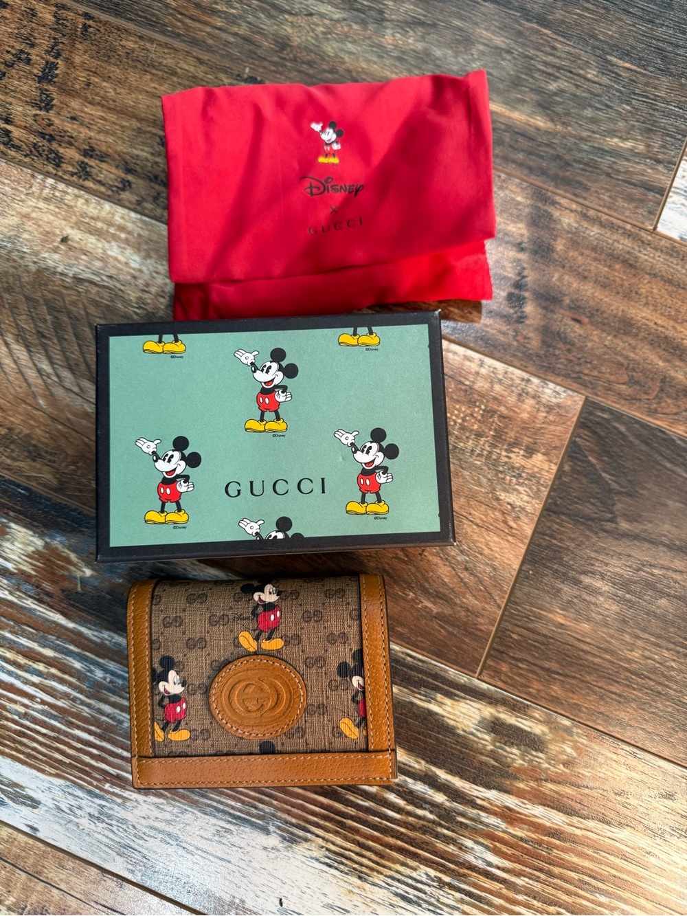 Gucci x Disney small Mickey leather wallet